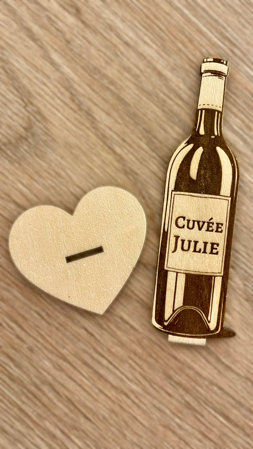 Marque-place Bouteille de Vin Gravé | Personnalisé Bois