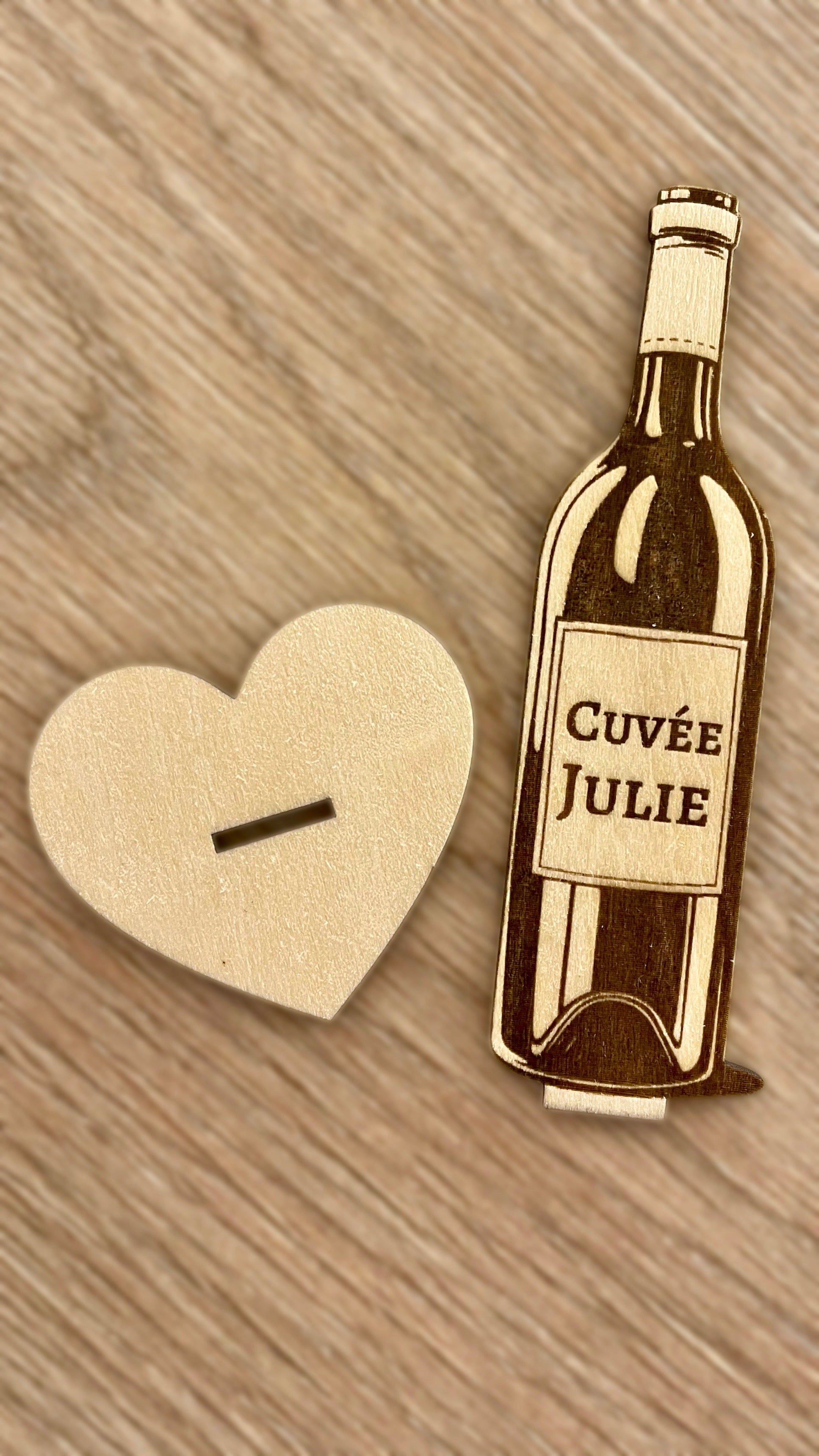 Marque-place Bouteille de Vin Gravé | Personnalisé Bois